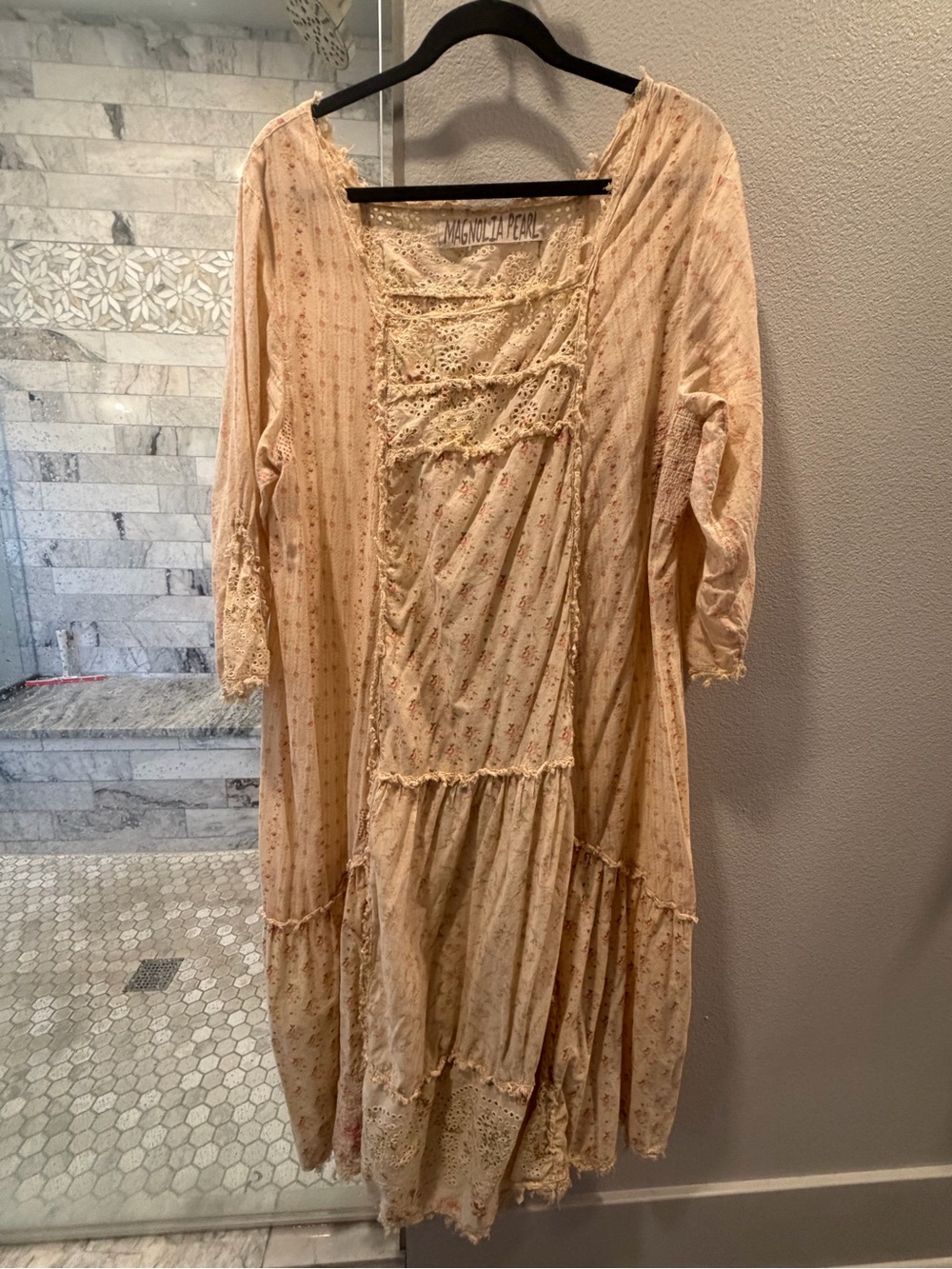 Magnolia Pearl Cream Floral Lace-Trim Maxi Dress